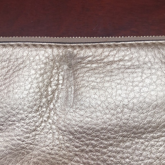 NWT Gold Michael Kors Zip Clutch - Picture 5 of 8